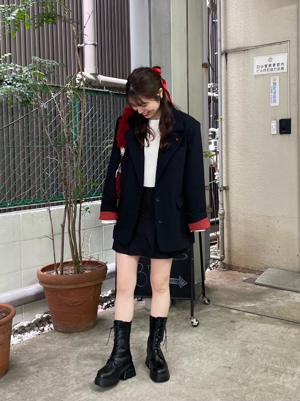 ハート刺繍入り テーラードジャケット | Miyuki | TINA：JOJUN 